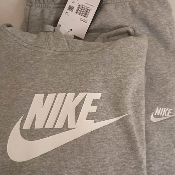 Nike Athleisure Gray Sweatsuit Hoodie and Mid-Rise Jogger Pants Women’s 2X NWT - Picture 3 of 13